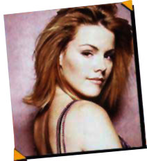 KATHLEEN ROBERTSON - Клэр Арнольд